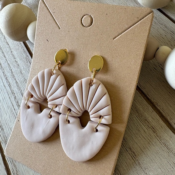 Handmade Blush | Fan Earrings | Boho Statement Jewelry with Gold Accents - Picture 5 of 8